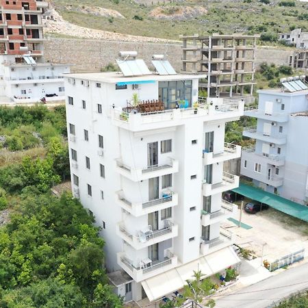 The First Hotel Saranda Luaran gambar