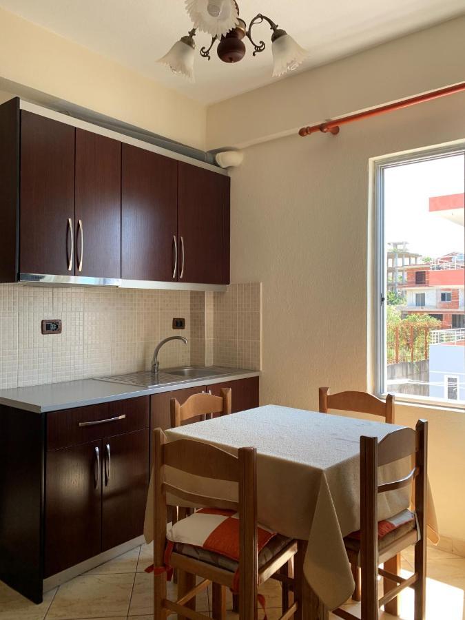 The First Hotel Saranda Luaran gambar