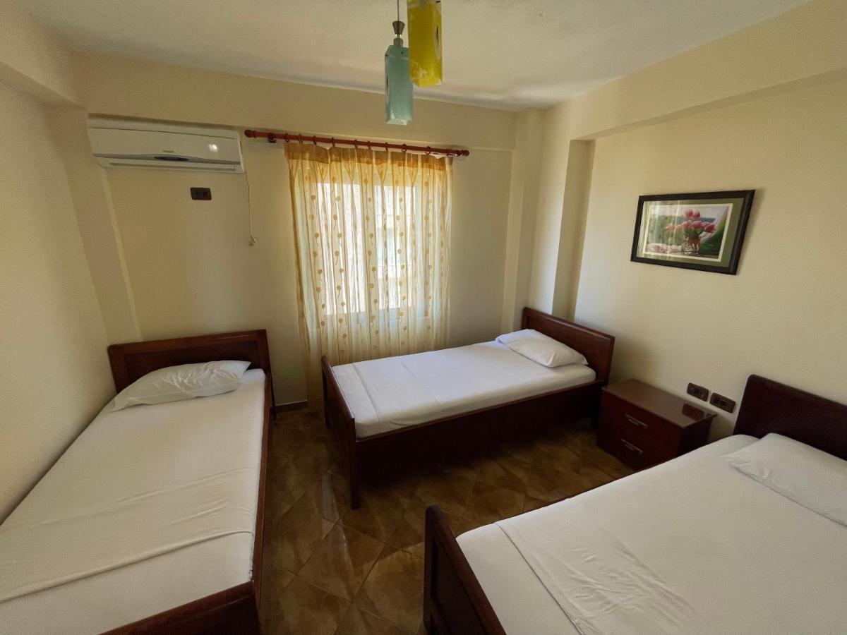 The First Hotel Saranda Luaran gambar