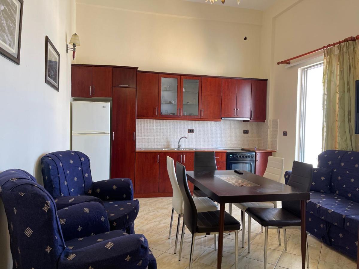 The First Hotel Saranda Luaran gambar