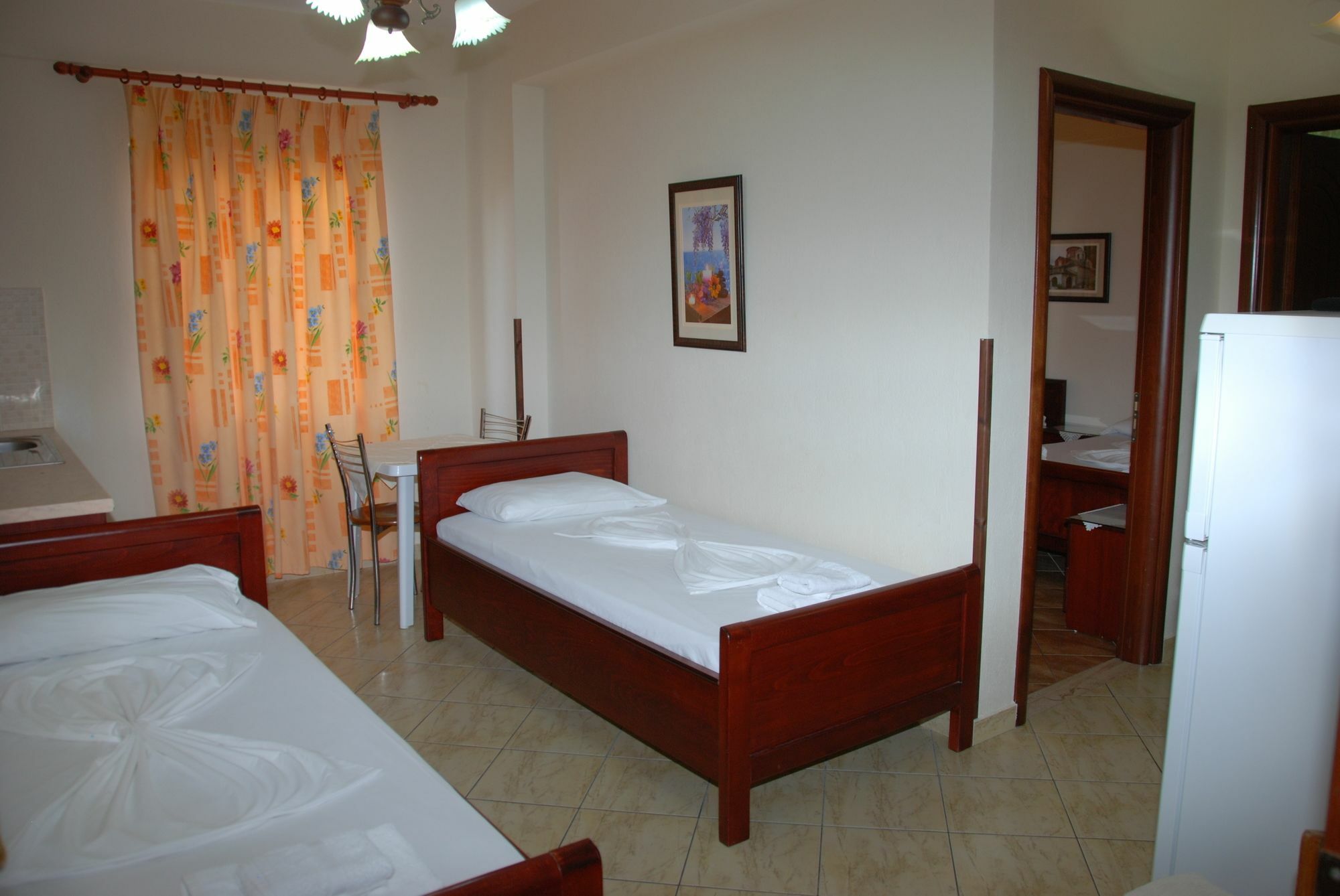 The First Hotel Saranda Luaran gambar
